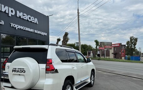 Toyota Land Cruiser Prado 150 рестайлинг 2, 2019 год, 5 250 000 рублей, 4 фотография
