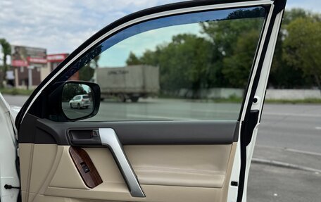 Toyota Land Cruiser Prado 150 рестайлинг 2, 2019 год, 5 250 000 рублей, 12 фотография