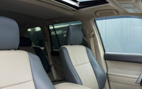 Toyota Land Cruiser Prado 150 рестайлинг 2, 2019 год, 5 250 000 рублей, 14 фотография