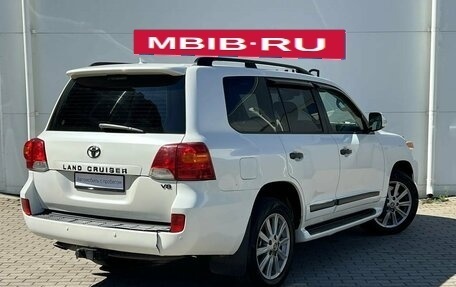 Toyota Land Cruiser 200, 2013 год, 2 985 000 рублей, 2 фотография