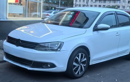 Volkswagen Jetta VI, 2011 год, 430 000 рублей, 13 фотография