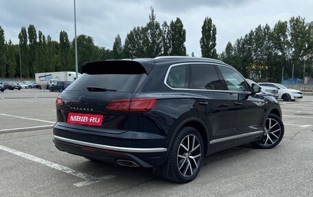 Volkswagen Touareg III, 2019 год, 5 200 000 рублей, 6 фотография