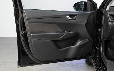 Hyundai Solaris II рестайлинг, 2022 год, 1 700 000 рублей, 11 фотография