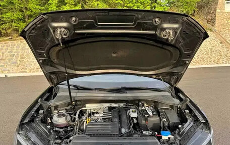 Volkswagen Touran III, 2023 год, 2 450 000 рублей, 11 фотография