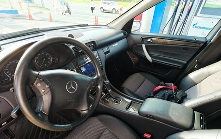 Mercedes-Benz C-Класс, 2004 год, 900 000 рублей, 23 фотография