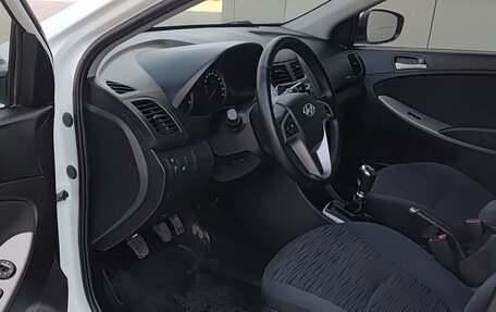 Hyundai Solaris II рестайлинг, 2014 год, 1 034 000 рублей, 6 фотография