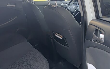 Hyundai Solaris II рестайлинг, 2014 год, 1 034 000 рублей, 9 фотография