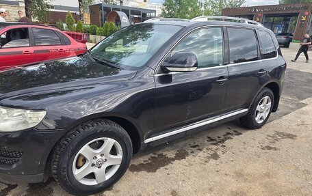 Volkswagen Touareg III, 2007 год, 700 000 рублей, 2 фотография