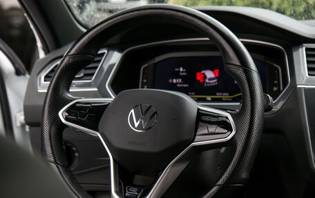Volkswagen Tiguan II, 2022 год, 3 848 000 рублей, 12 фотография