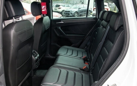 Volkswagen Tiguan II, 2022 год, 3 848 000 рублей, 9 фотография
