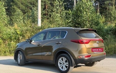 KIA Sportage IV рестайлинг, 2016 год, 1 800 000 рублей, 5 фотография
