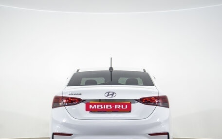 Hyundai Solaris II рестайлинг, 2017 год, 829 000 рублей, 5 фотография