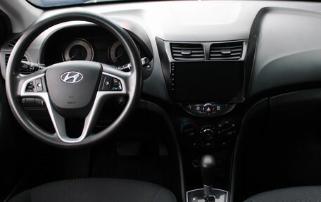 Hyundai Solaris II рестайлинг, 2013 год, 919 000 рублей, 10 фотография