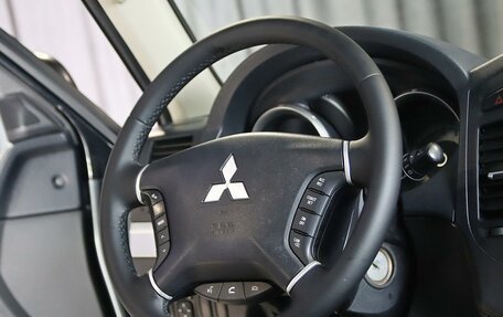 Mitsubishi Pajero IV, 2012 год, 1 849 000 рублей, 10 фотография