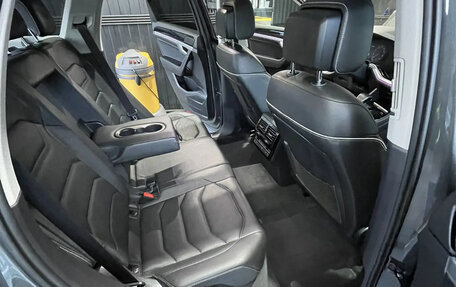 Volkswagen Touareg III, 2020 год, 5 500 000 рублей, 21 фотография