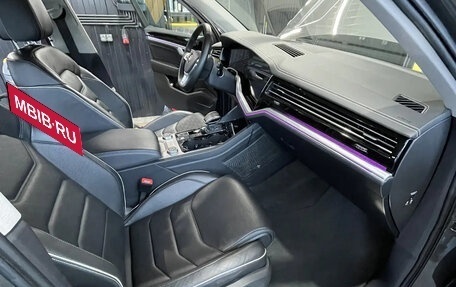 Volkswagen Touareg III, 2020 год, 5 500 000 рублей, 20 фотография