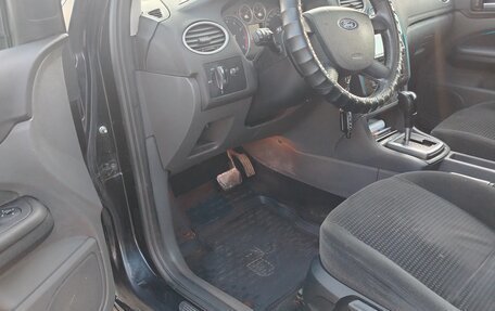 Ford Focus II рестайлинг, 2005 год, 550 000 рублей, 17 фотография