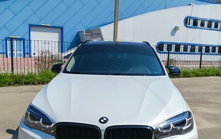 BMW X5, 2017 год, 5 600 000 рублей, 2 фотография