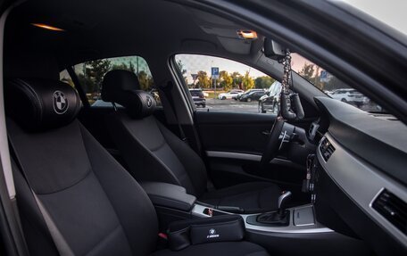 BMW 3 серия, 2011 год, 1 500 000 рублей, 37 фотография