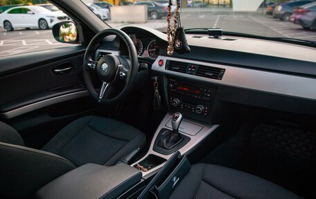 BMW 3 серия, 2011 год, 1 500 000 рублей, 36 фотография
