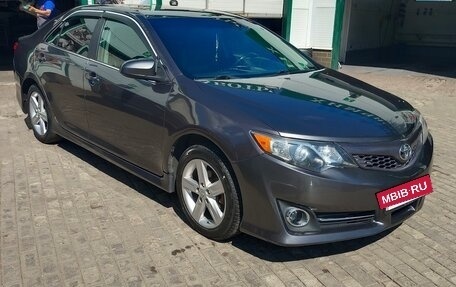Toyota Camry, 2014 год, 1 400 000 рублей, 2 фотография