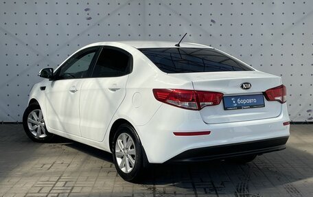 KIA Rio III рестайлинг, 2016 год, 920 000 рублей, 5 фотография