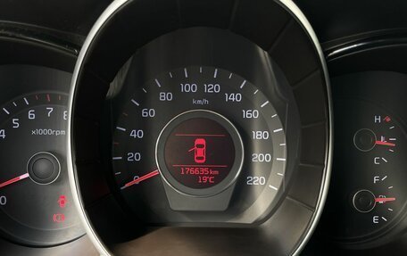 KIA Rio III рестайлинг, 2016 год, 920 000 рублей, 14 фотография
