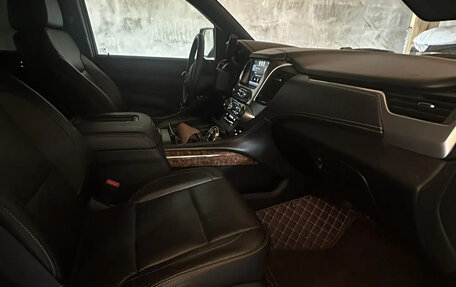 Chevrolet Tahoe IV, 2016 год, 3 300 000 рублей, 4 фотография