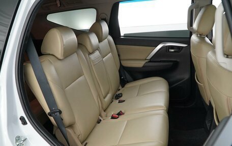 Mitsubishi Pajero Sport III рестайлинг, 2020 год, 3 889 077 рублей, 8 фотография