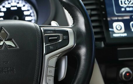 Mitsubishi Pajero Sport III рестайлинг, 2020 год, 3 889 077 рублей, 15 фотография