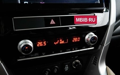 Mitsubishi Pajero Sport III рестайлинг, 2020 год, 3 889 077 рублей, 19 фотография
