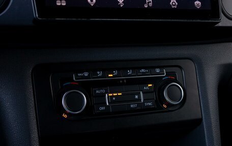 Volkswagen Amarok I рестайлинг, 2012 год, 1 695 000 рублей, 15 фотография