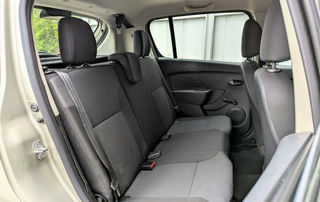 Renault Sandero II рестайлинг, 2016 год, 710 000 рублей, 13 фотография