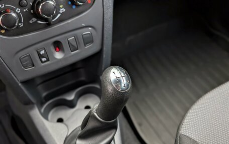 Renault Sandero II рестайлинг, 2016 год, 710 000 рублей, 20 фотография