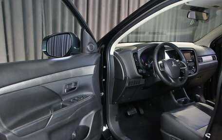 Mitsubishi Outlander III рестайлинг 3, 2014 год, 1 249 000 рублей, 7 фотография