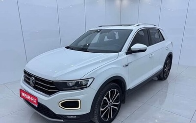 Volkswagen T-Roc I, 2022 год, 2 350 000 рублей, 1 фотография