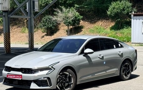 KIA K5, 2023 год, 2 450 000 рублей, 1 фотография