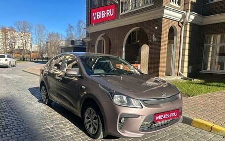 KIA Rio IV, 2018 год, 1 075 000 рублей, 1 фотография
