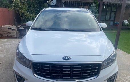 KIA Carnival III, 2019 год, 3 150 000 рублей, 3 фотография