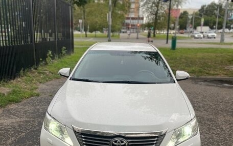Toyota Camry, 2013 год, 1 630 000 рублей, 4 фотография