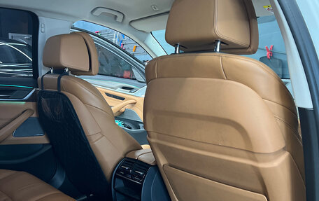 BMW 5 серия, 2019 год, 4 190 000 рублей, 15 фотография