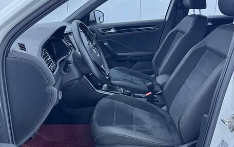 Volkswagen T-Roc I, 2022 год, 2 350 000 рублей, 7 фотография
