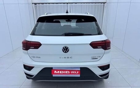 Volkswagen T-Roc I, 2022 год, 2 350 000 рублей, 6 фотография