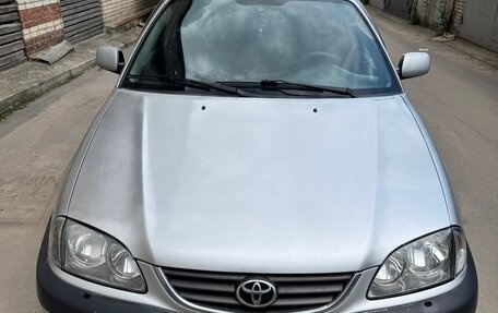 Toyota Avensis III рестайлинг, 2000 год, 295 000 рублей, 2 фотография