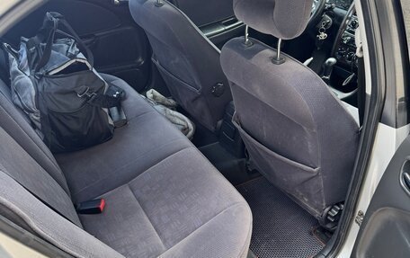 Toyota Avensis III рестайлинг, 2000 год, 295 000 рублей, 14 фотография