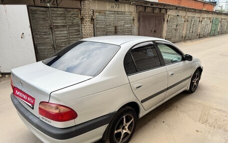 Toyota Avensis III рестайлинг, 2000 год, 295 000 рублей, 5 фотография