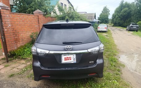 Toyota Wish II, 2014 год, 1 500 000 рублей, 4 фотография