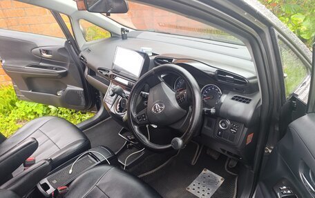 Toyota Wish II, 2014 год, 1 500 000 рублей, 15 фотография