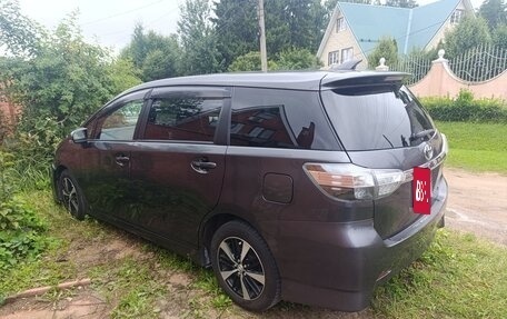 Toyota Wish II, 2014 год, 1 500 000 рублей, 2 фотография