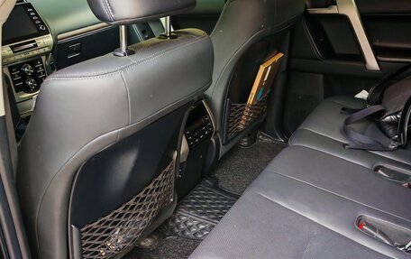Toyota Land Cruiser Prado 150 рестайлинг 2, 2021 год, 6 200 000 рублей, 5 фотография